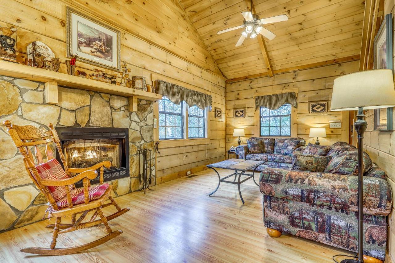 A Bear Pause Villa Blue Ridge Exterior photo